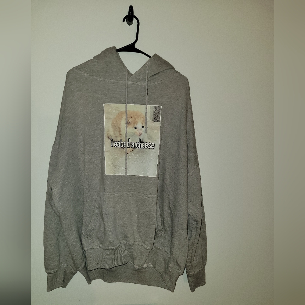 Graphic sweatshirt